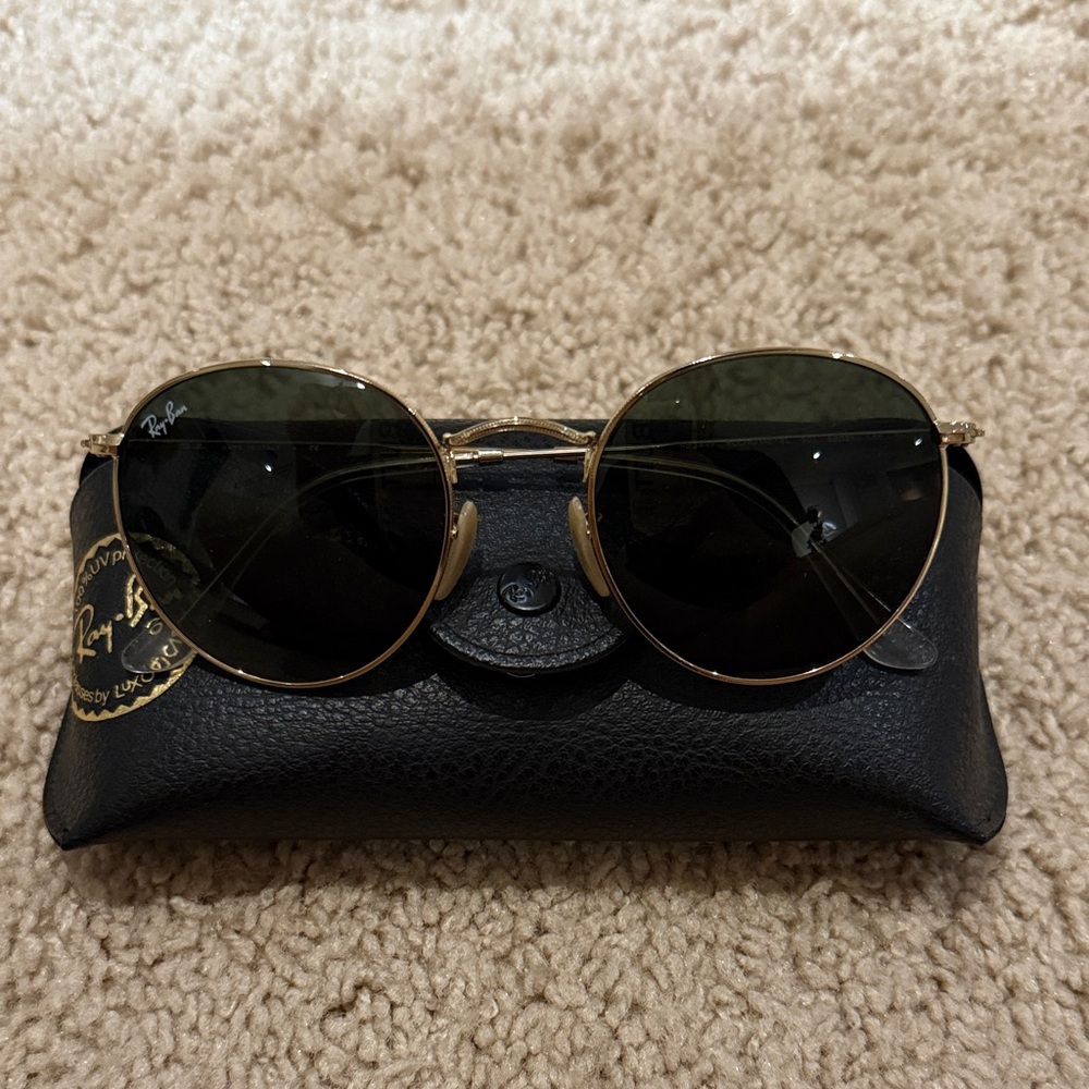Ray-Ban Classic Gold Frame Sunglasses